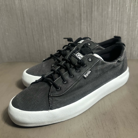 Keds women’s kickback Canvas Sneakers - Picture 2 of 7